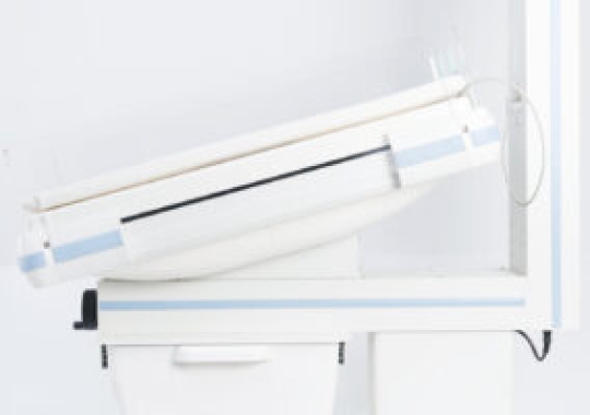 Máy sưởi ấm trẻ sơ sinh BT-550